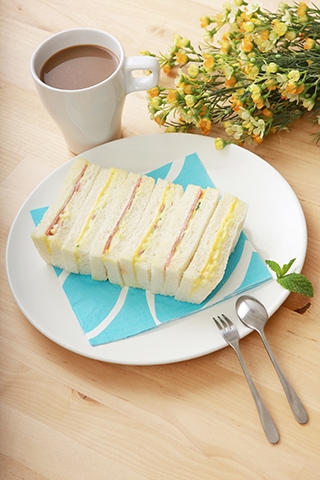 蛋沙拉三明治小餐盒